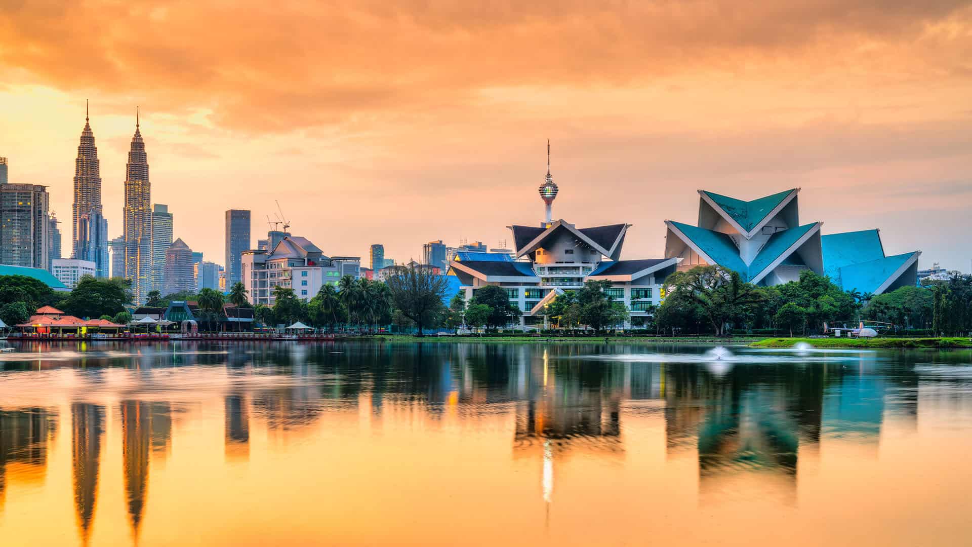 malaysia foreign tourists